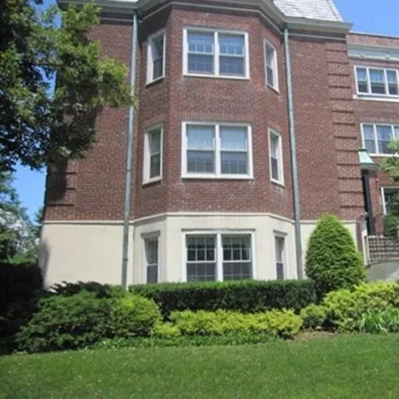 Image 2 - Chateaux Circle, Village of Scarsdale, NY 10583, USA - Apartment for rent