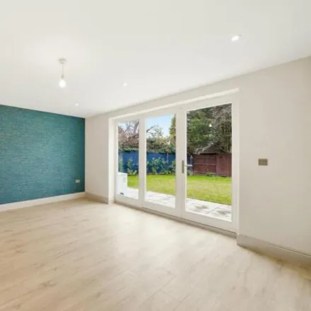 Image 2 - Riefield Road, Londres, London, Se9 - House for rent