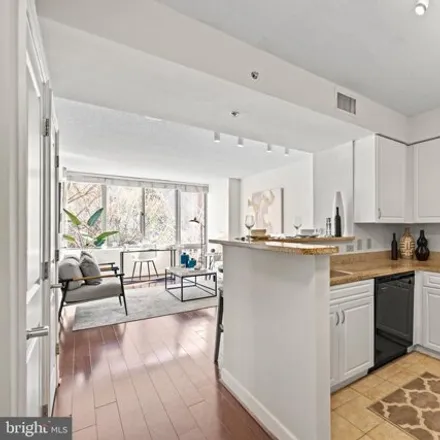 Image 9 - 555 Mass Ave, 555 Massachusetts Avenue Northwest, Washington, DC 20001, USA - Condo for sale