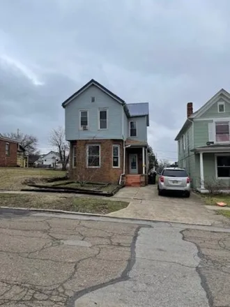Buy this 2 bed house on 1298 Franklin Avenue in Portsmouth, OH 45662