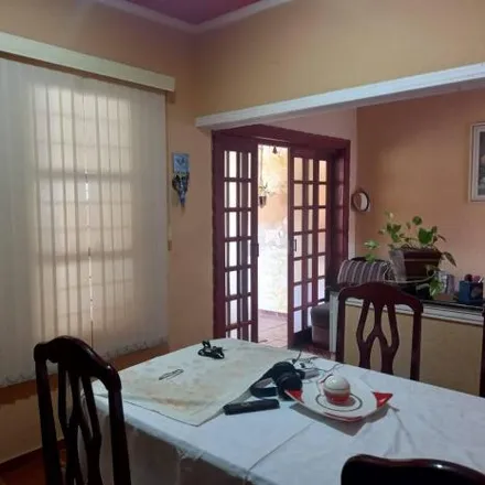 Image 2 - Praça Laudelino Amaral, Vila Nova Sorocaba, Sorocaba - SP, 18070-740, Brazil - House for sale