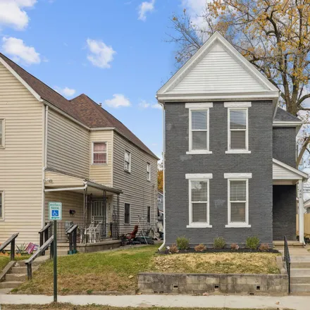 Buy this 3 bed house on 464 Reynolds Avenue in Columbus, OH 43201