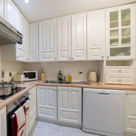 Rent this 2 bed apartment on Somerset Court  London W8 6JN