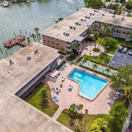 Buy this 2 bed condo on 6363 64th Avenue in Saint Pete Beach, Pinellas County