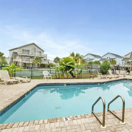 Image 8 - Pleasure Isle Villas, West Lagoon Avenue, Gulf Shores, AL 36542, USA - House for sale