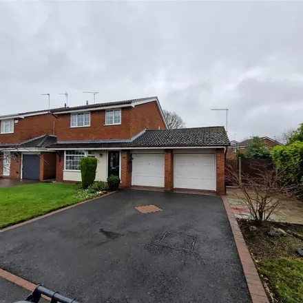Rent this 4 bed house on Stanier Close in Crewe, CW1 5GP