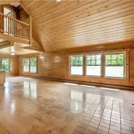 Image 7 - 321 Spadola Ln, Pine Bush, New York, 12566 - House for sale