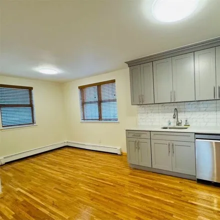 Image 2 - 43-15 4th Ave Unit 2FL, Brooklyn, New York, 11232 - Apartment for rent