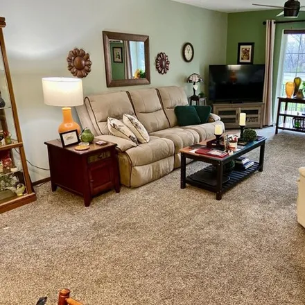 Image 4 - North University Drive, West Bend, WI 53095, USA - Condo for sale