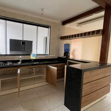 Buy this 2 bed apartment on Avenida Silvestre Antônio Junqueira Ferraz in Boa Vista, Itajubá - MG