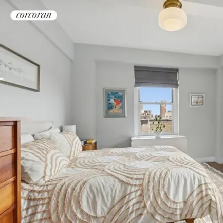 Image 6 - 1 East 102nd Street, New York, NY 10029, USA - Apartment for sale