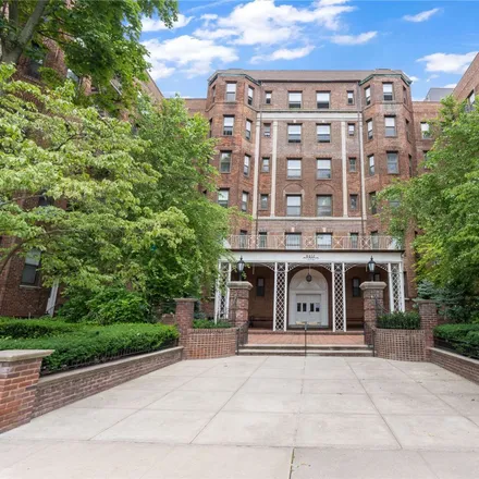 Buy this 1 bed condo on The Beverly House in Cuthbert Road, New York