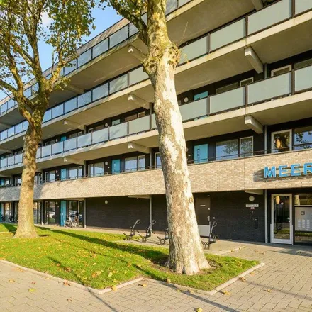 Rent this 2 bed apartment on Viskaarweg 190 in 3192 DN Hoogvliet, Netherlands