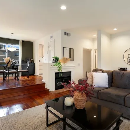 Buy this 2 bed townhouse on 6931 Hazeltine Avenue in Los Angeles, CA 91405