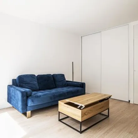 Image 3 - 13 Boulevard Gouvion-Saint-Cyr, 75017 Paris, France - Apartment for rent