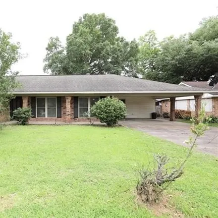 Buy this 3 bed house on 3955 Lexington Drive in Alexandria, LA 71303