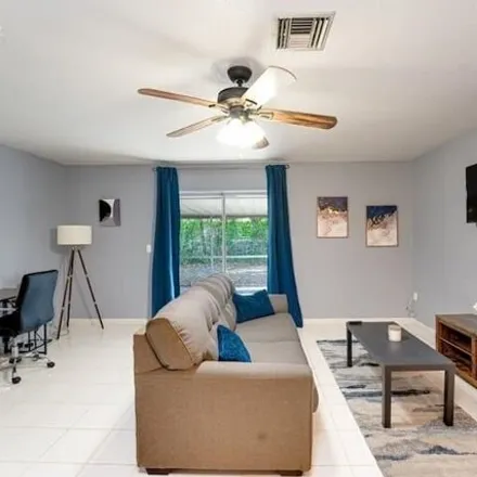 Image 2 - 262 Evergreen Avenue, Longwood, FL 32750, USA - House for rent
