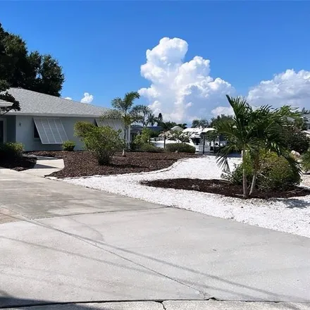 Buy this 3 bed house on 807 Leisey Circle in Hillsborough County, FL 33570