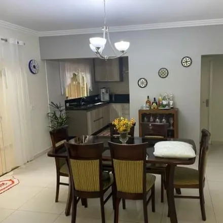 Image 1 - Rua dos Açores, Vila Casoni, Londrina - PR, 86026-160, Brazil - House for sale