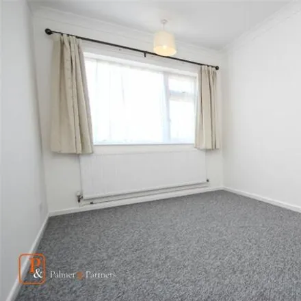Image 2 - 3 Pinewood Close, Tendring, CO15 4RH, United Kingdom - House for rent