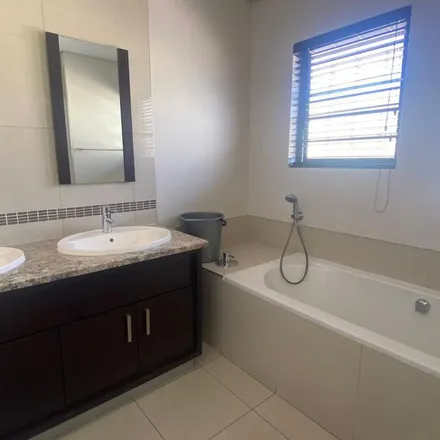 Image 5 - unnamed road, Wendywood, Sandton, 2148, South Africa - Apartment for rent