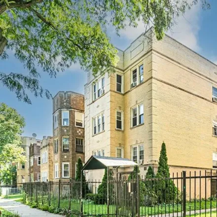 Buy this 3 bed condo on 6442-6458 North Claremont Avenue in Chicago, IL 60645