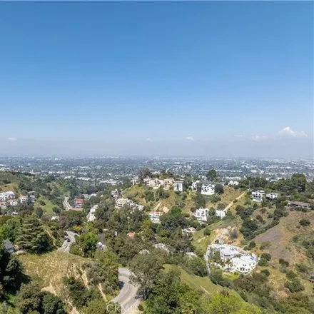 Image 2 - 3159 Coldwater Canyon Avenue, Los Angeles, CA 91604, USA - House for sale