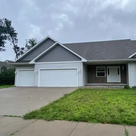 Buy this 3 bed house on 3343 Regent Street in Stevens Point, WI 54481