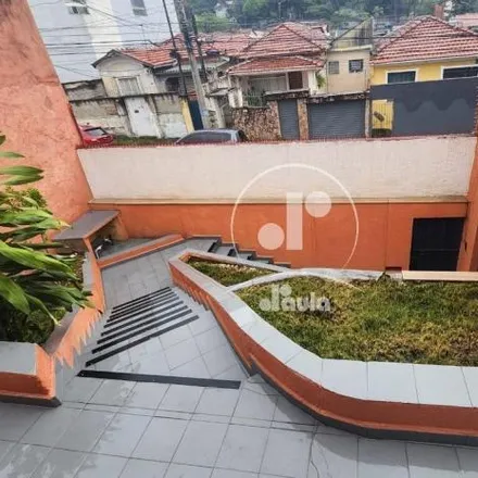 Rent this 3 bed house on Rua Corumbá in Vila Alice, Santo André - SP