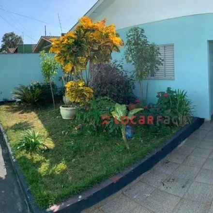 Buy this 2 bed house on Rua Astolfo Nogueira in Cinco Conjuntos, Londrina - PR