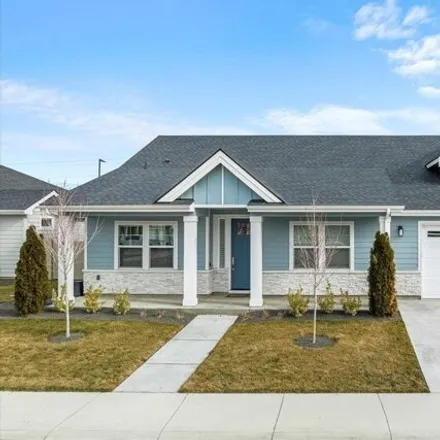 Buy this 3 bed house on Carbondale Avenue in Caldwell, ID 83652
