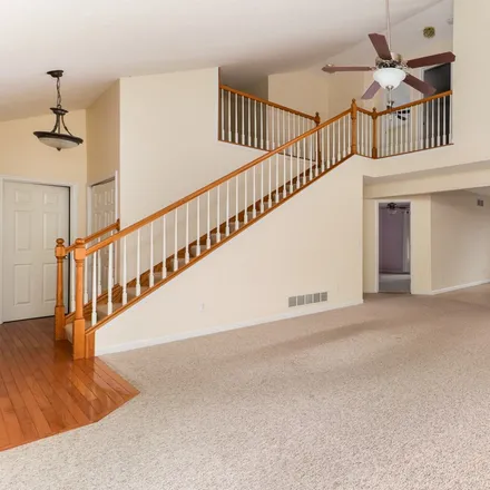 Image 3 - 611 Wildberry Drive, Normal, IL 61761, USA - Loft for sale