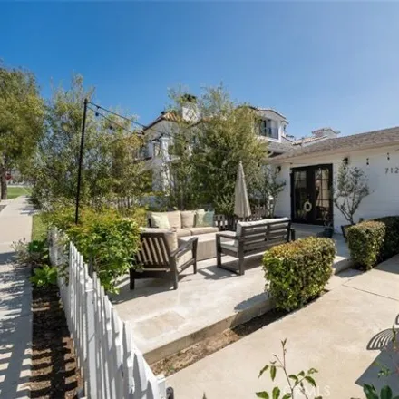 Rent this 3 bed house on 712 Larkspur Avenue in Newport Beach, CA 92625