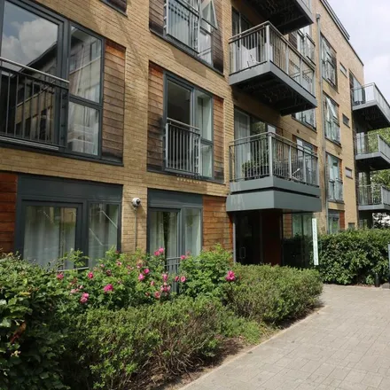 Rent this 1 bed apartment on Walnut Tree Avenue in Cambridge, CB5 8JP
