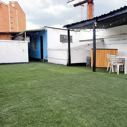 Rent this 4 bed house on Medellín in San Joaquín, CO