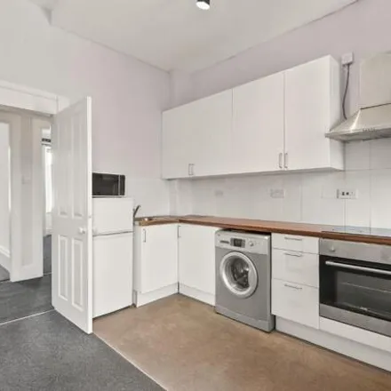 Image 4 - Castlegreen Street, Dumbarton, G82 1JB, United Kingdom - Apartment for sale