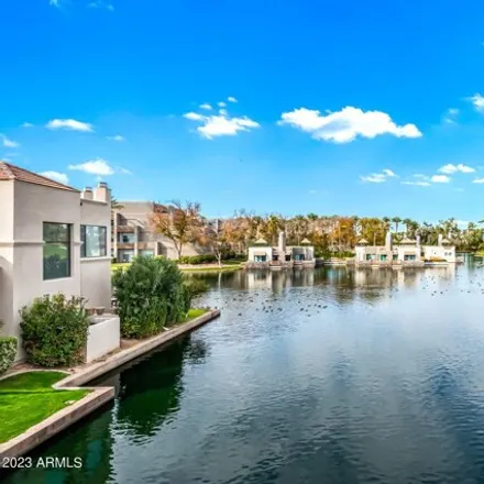 Image 8 - 7607 North Gainey Center Drive, Scottsdale, AZ 85258, USA - House for sale