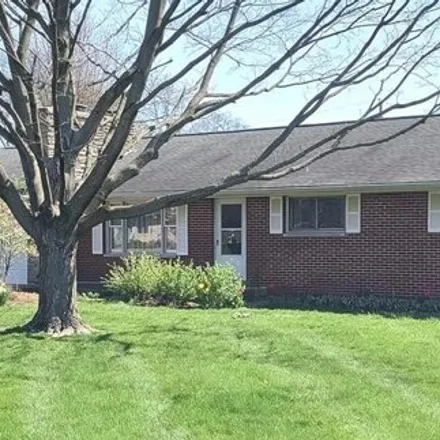 Buy this 3 bed house on 396 Grand Vista Drive in Beavercreek, OH 45440