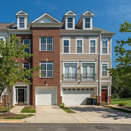 Image 2 - 5638 Hartfield Avenue, Suitland, MD 20746, USA - Townhouse for sale