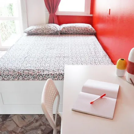 Rent this 9 bed room on Viale Molise in 65, 20137 Milan MI