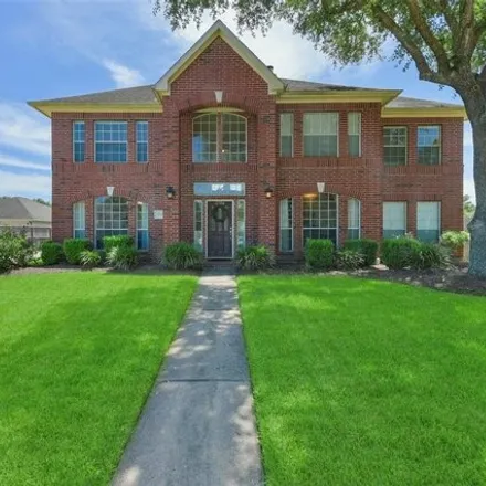 Buy this 5 bed house on 1706 Sun Meadow Dr in Friendswood, Texas