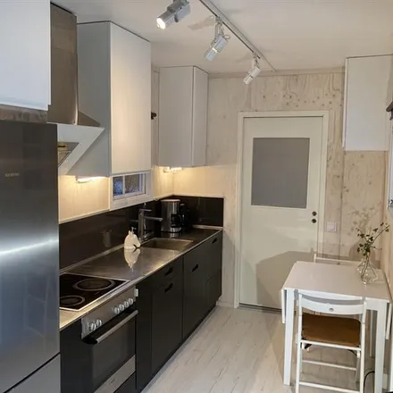 Rent this 1 bed apartment on Svarta backen 20 in 139 35 Skeppsdalsström, Sweden