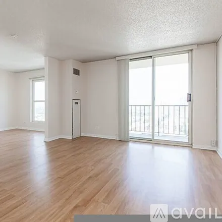 Rent this 1 bed condo on 1212 N La Salle St