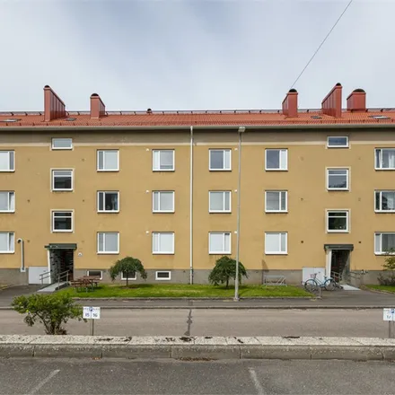 Rent this 2 bed apartment on Högarensgatan 9b in 521 42 Falköping, Sweden
