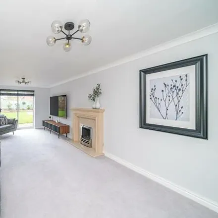 Image 5 - Snowdrop Close, Clayhanger, WS8 7RN, United Kingdom - House for sale