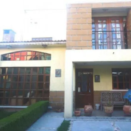 Buy this 4 bed house on Calle Lago Karatasca in Delegacion De San Mateo Oxtotitlan, 50110 Toluca