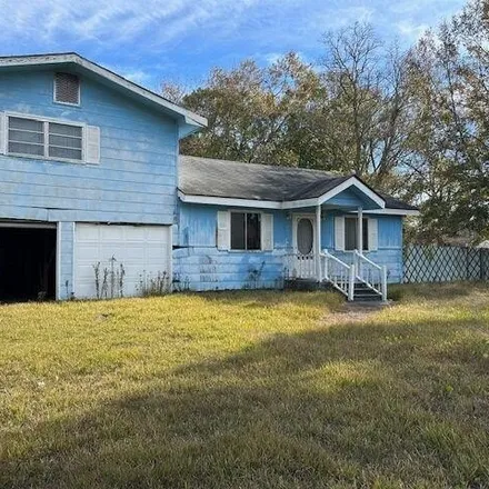 Buy this 3 bed house on 4512 2nd Street in Moss Point, MS 39567