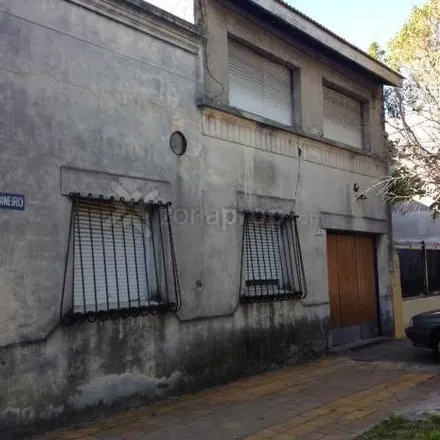 Buy this 4 bed house on Resistencia 805 in 1823 Lanús Oeste, Argentina