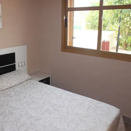 Rent this 2 bed apartment on 03509 Finestrat