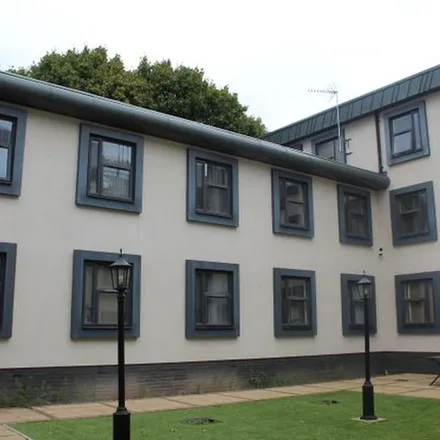 Rent this 8 bed apartment on Sir John Borlase Warren in 1 Ilkeston Road, Nottingham